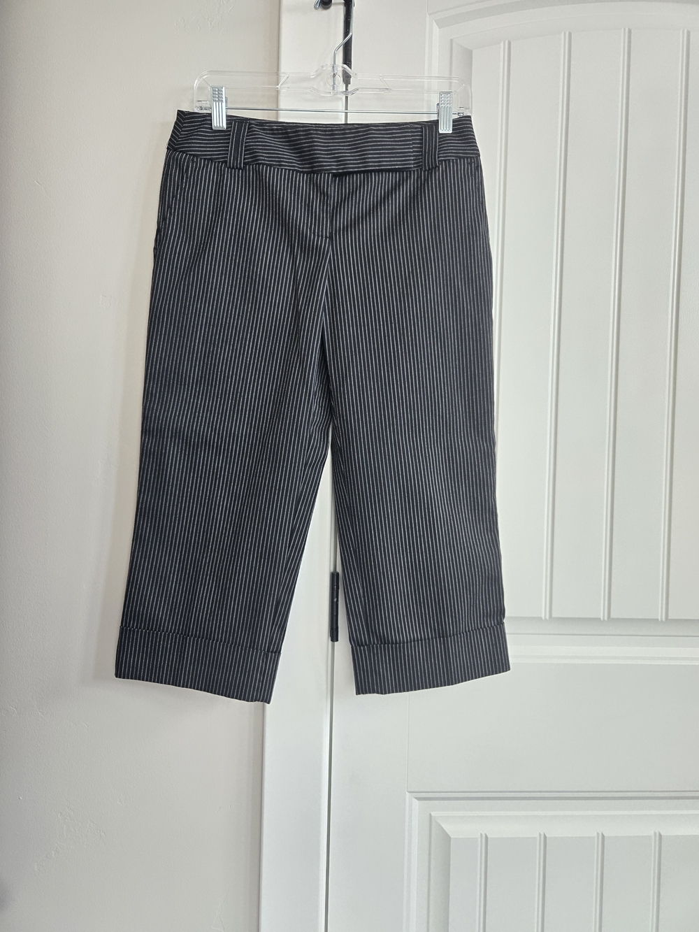 Pinstripe Cropped Trouser Capris - Black & White
